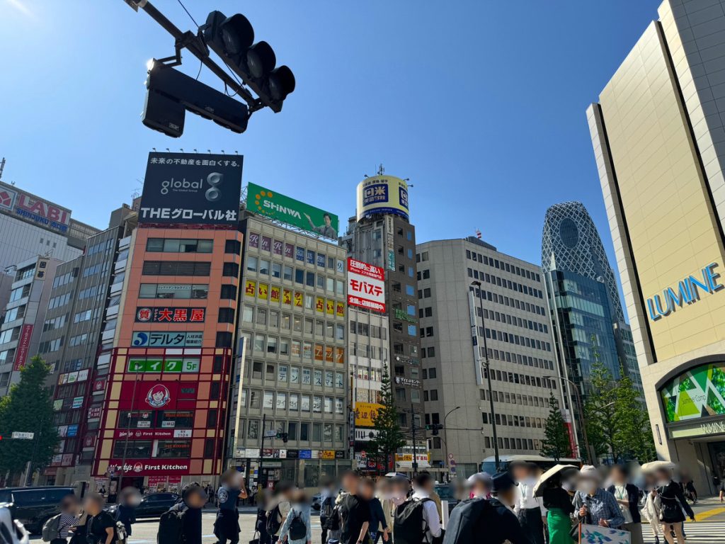 【モバステ新宿店】看板が完成いたしました！